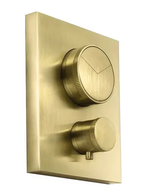 Смеситель для душа Almar термостат, встраиваемый на 3 потребителя, цвет латунь брашированная E176683.HB