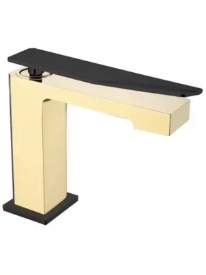 Смеситель Boheme 141-GB.2 для раковины, на 1 отверстие, однозахватный, золото+черный