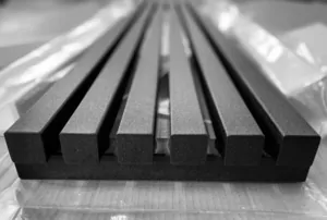 Радиатор КЗТО 40 Н 750-6 нижнее разнес. подкл, структурный шелк черный