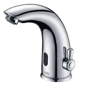 Смеситель для умывальника WasserKRAFT 2813 сенсорный, питание от сети, цвет: хром