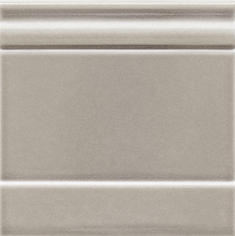 Epoque Zoccolo Dark Grey Craquele 20x20