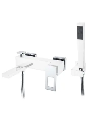Смеситель Boheme 143-WCR для ванны/душа, настенный, однозахв, с ручным душем, белый+хром