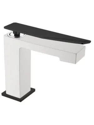 Смеситель Boheme 141-WB.2 для раковины, на 1 отверстие, однозахватный, белый+черный