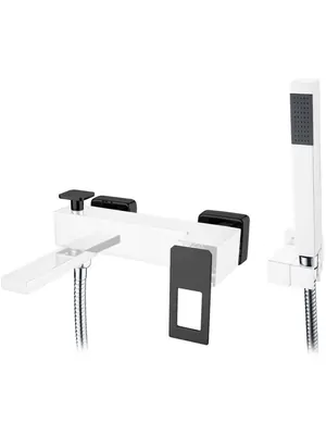 Смеситель Boheme 143-CRB для ванны/душа, настенный, однозахв, с ручным душем, хром+черный