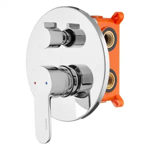 Смеситель для душа Swedbe Platta 5521 встраиваемый, с внутр. частью, на 3 выхода, хром