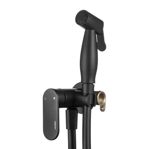 Смеситель Swedbe 5567B встраиваемый,однозахватный,с гигиеническим душем, черный матовый