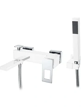 Смеситель Boheme 143-CRCR для ванны/душа, настенный, однозахв, с ручным душем, хром